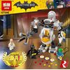 Конструктор Lepin "Бэтмен. Бой с роботом Яйцеголового", 328 деталей