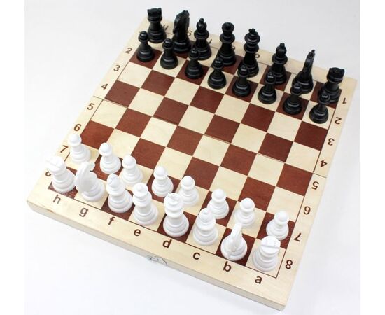 Игра настольная "Шахматы", поле из дерева + фигурки из пластика, 30 см на 29 см