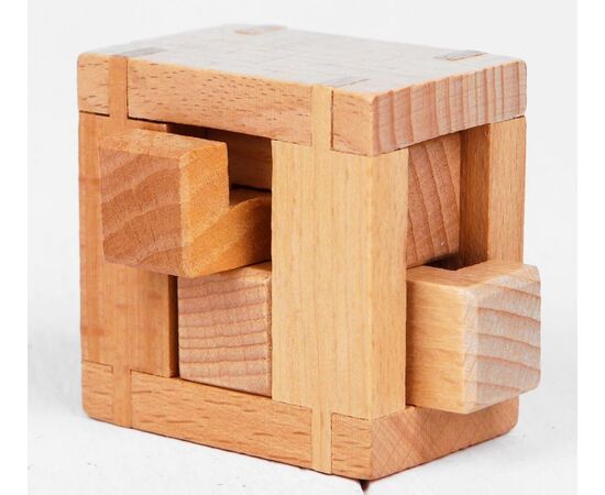 Головоломка из дерева "Кубическая загадка"