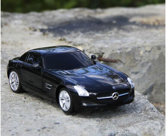 Машина радиоуправляемая Mercedes-Benz SLS AMG, масштаб 1:24, работает от батареек, свет