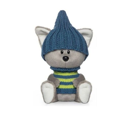 Мягкая игрушка BUDI BASA "Волчонок Вока" в свитере и шапочке