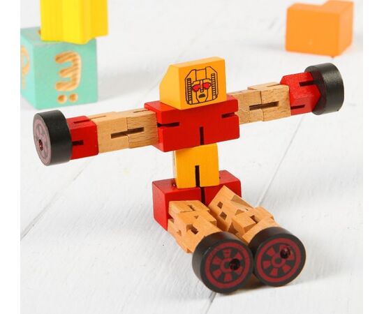 Робот-головоломка из дерева на резинке №2