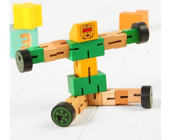 Робот-головоломка из дерева на резинке №6