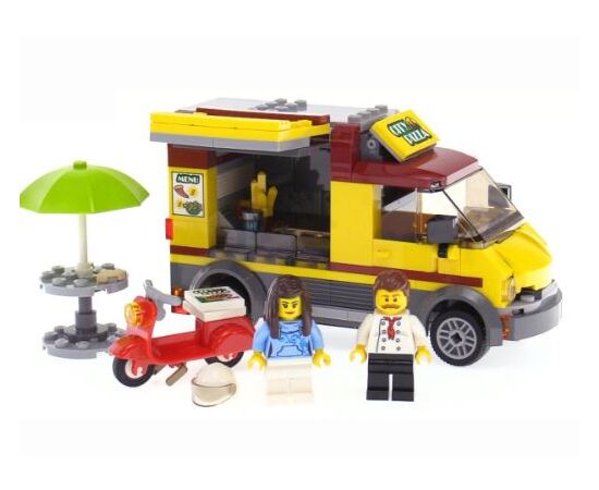 Конструктор Lego City "Кафе на колесах и скутер"