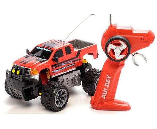 Машинка на радиоуправлении "Chevrolet Silverado" 1:18